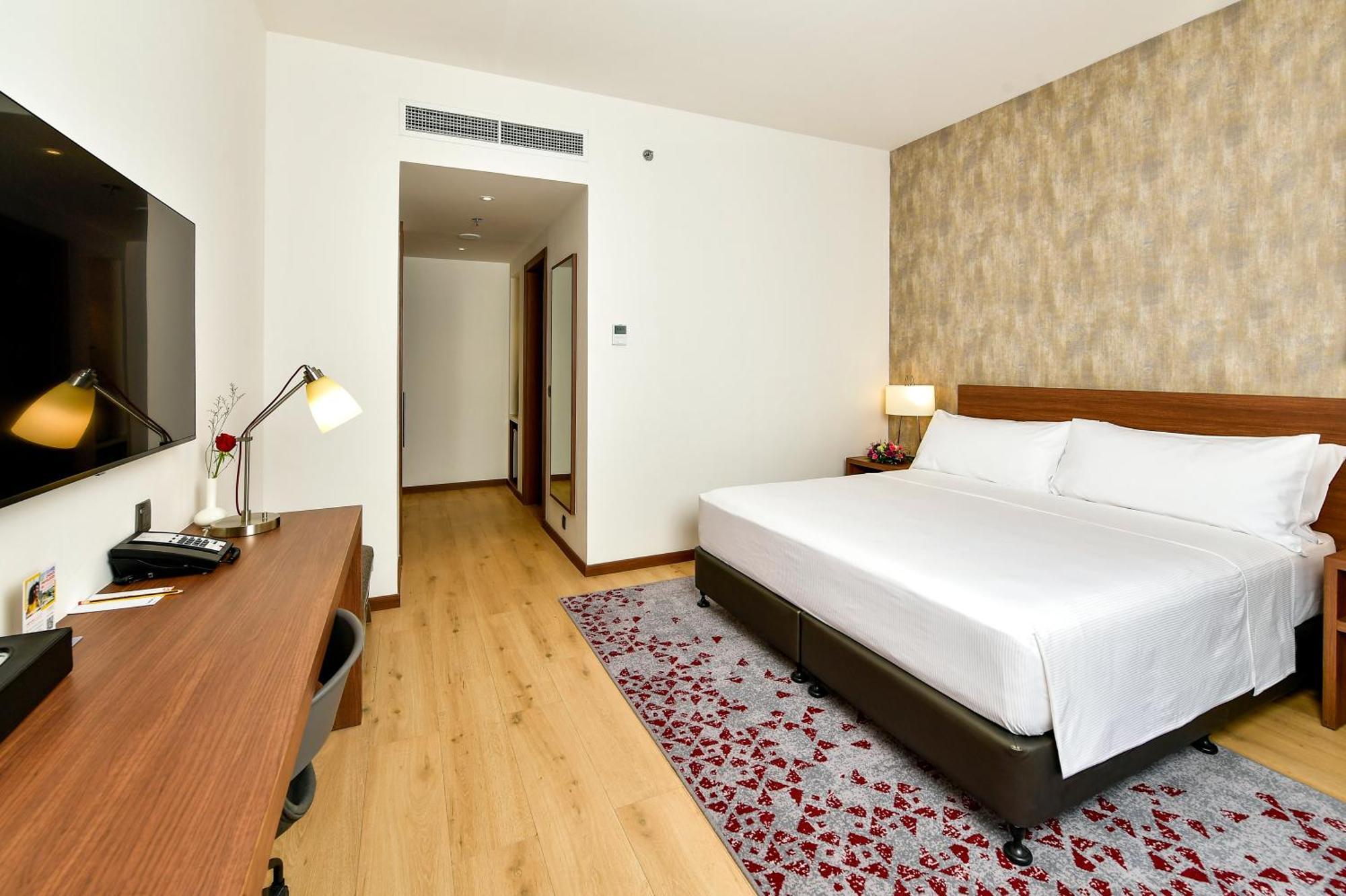 Comfort Hotel Riyadh Olaya Exterior foto