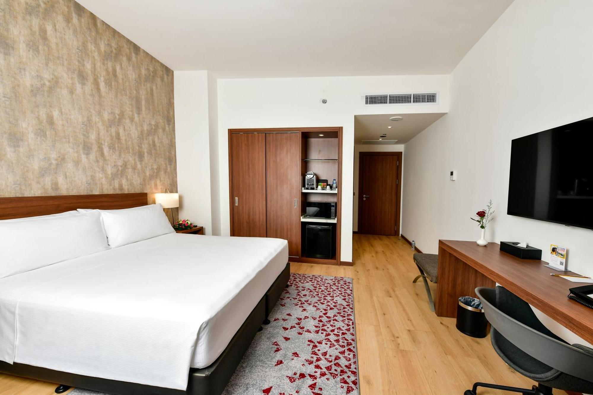 Comfort Hotel Riyadh Olaya Exterior foto